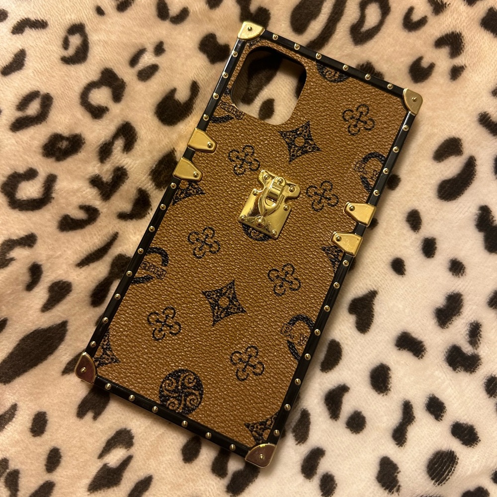 iPhone 11 Pro Max phone case.